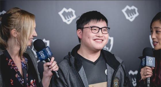 出更多努力 出更多努力